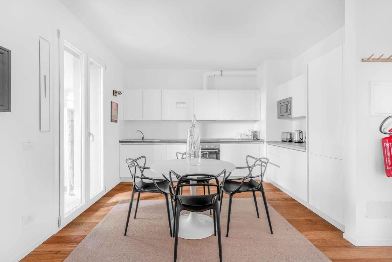 Modern With Terrace & Garage By Ndp Rent Daire Milano Dış mekan fotoğraf