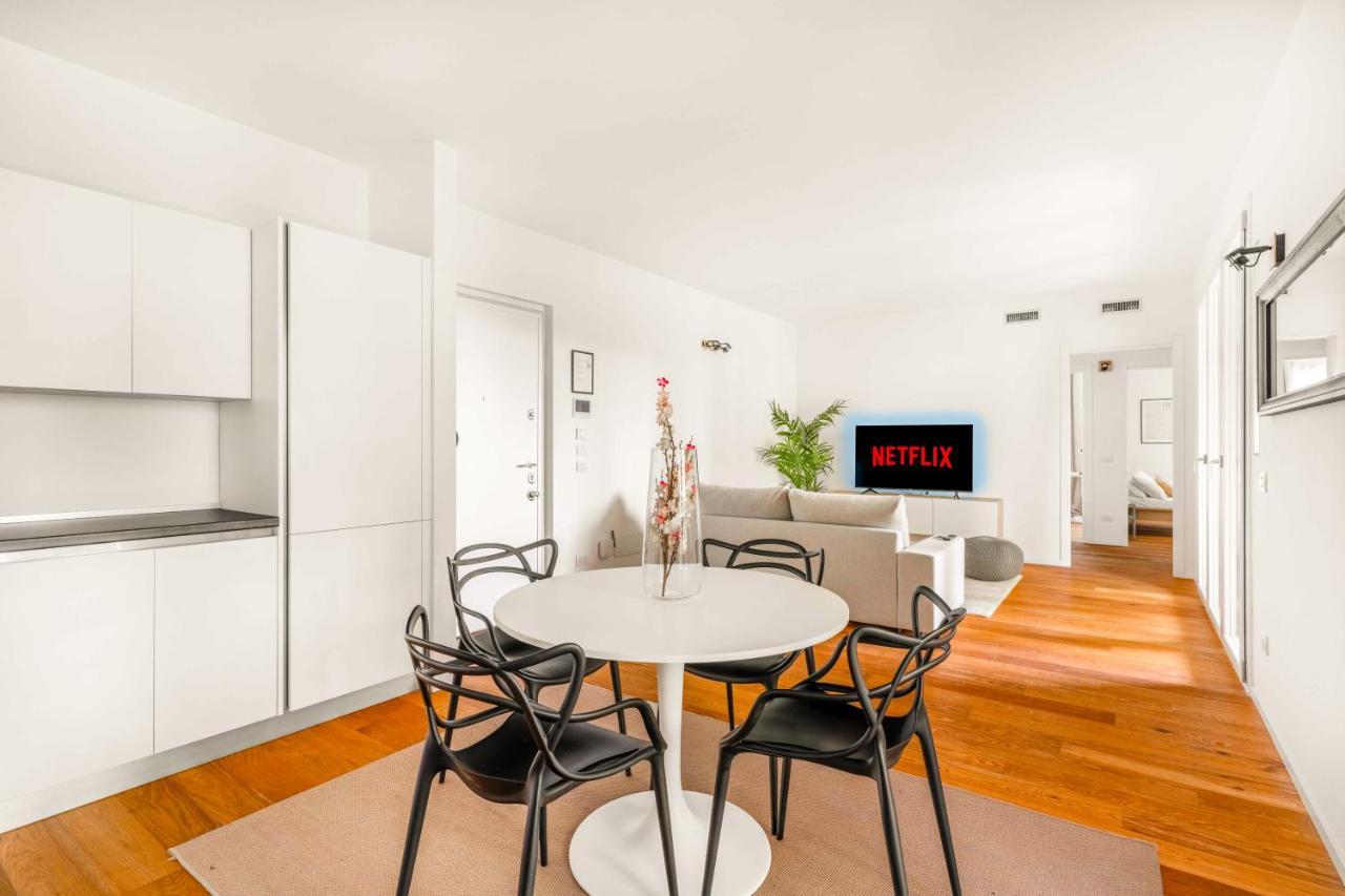 Modern With Terrace & Garage By Ndp Rent Daire Milano Dış mekan fotoğraf